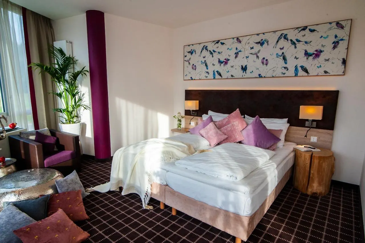 ***  Business Class Hotel Ebersberg Germany